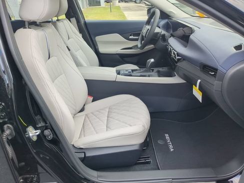New 2026 Nissan Sentra SL w/ Floor Mat Package FWD image 34