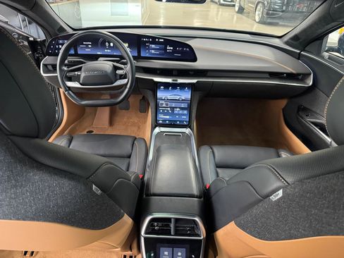 Used 2023 Lucid Air Touring AWD/4WD image 10
