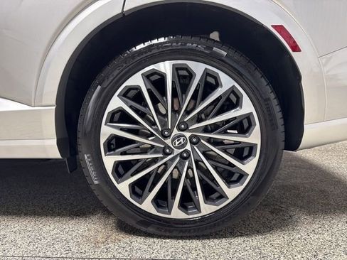 Used 2026 Hyundai Palisade Calligraphy image 19