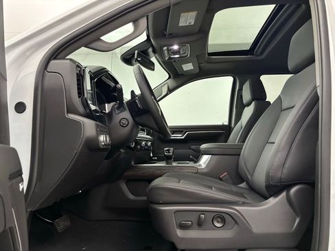 New 2026 GMC Sierra 1500 SLT w/ SLT Premium Package image 17