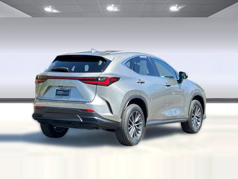 Used 2024 Lexus NX 350h AWD image 9