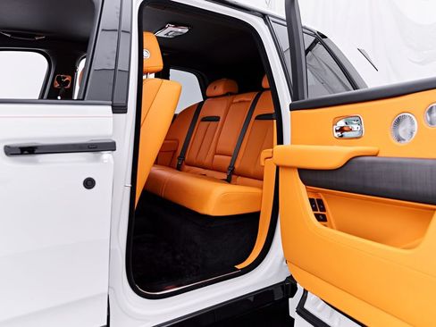 Used 2026 Rolls-Royce Cullinan AWD/4WD image 51