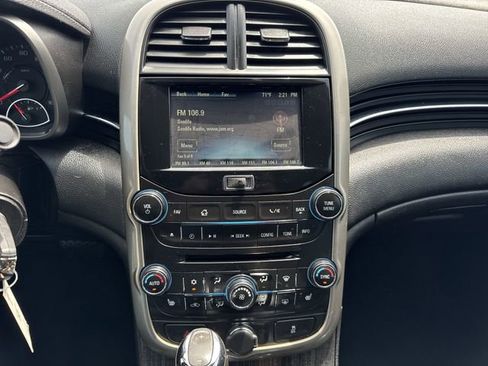 Used 2014 Chevrolet Malibu LT FWD image 13