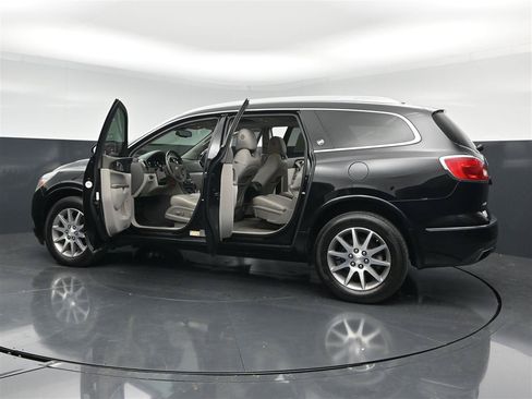 Used 2016 Buick Enclave Leather AWD/4WD image 37