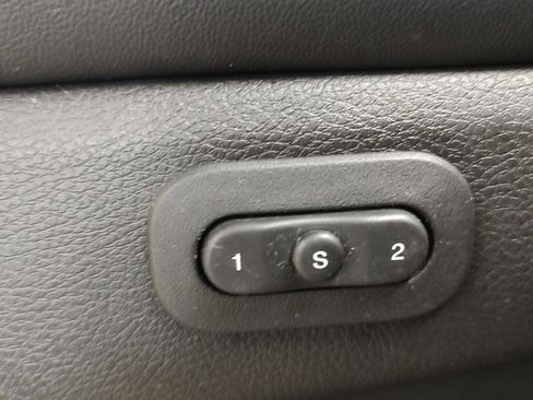 Used 2018 Jeep Grand Cherokee Limited AWD/4WD image 16