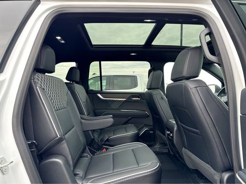 New 2026 GMC Acadia Denali w/ Super Cruise Package AWD/4WD image 6