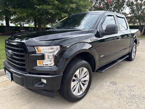 Used 2017 Ford F150 XL w/ Equipment Group 101A Mid RWD image 4