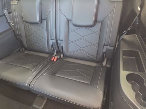 New 2026 Volkswagen Atlas SE image 20