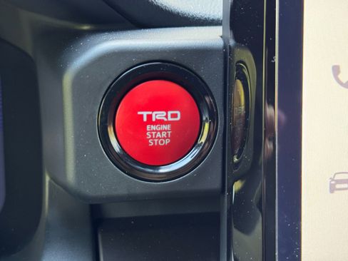 Used 2024 Toyota Tacoma TRD Sport w/ TRD Sport Premium Package image 23