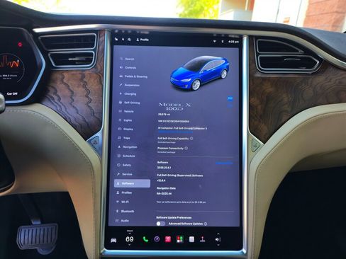 Used 2017 Tesla Model X 100D AWD/4WD image 18