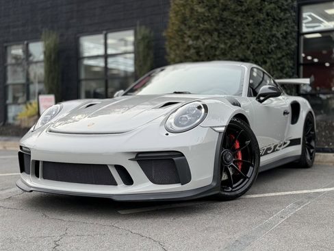 Used 2019 Porsche 911 GT3 RS image 2