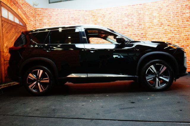 Certified 2023 Nissan Rogue SL w/ SL Premium Package AWD/4WD image 5