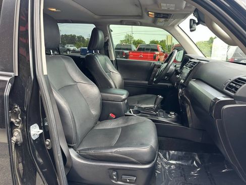 Used 2021 Toyota 4Runner Nightshade AWD/4WD image 32