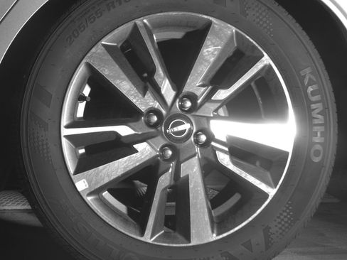 Used 2025 Nissan Versa SV w/ Trunk Package FWD image 14