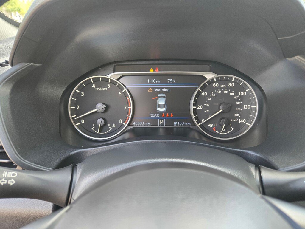 Used 2025 Nissan Altima 2.5 SV FWD image 19