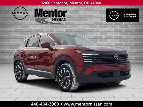 Certified 2025 Nissan Kicks SV image 1