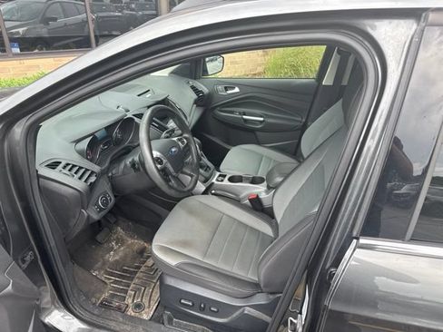 Used 2016 Ford Escape SE w/ Equipment Group 201A AWD/4WD image 10