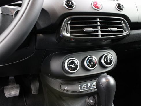 Used 2019 FIAT 500X Trekking w/ Sunroof & Beats Package image 44