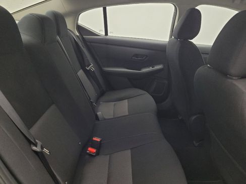 Used 2025 Nissan Sentra SV FWD image 19