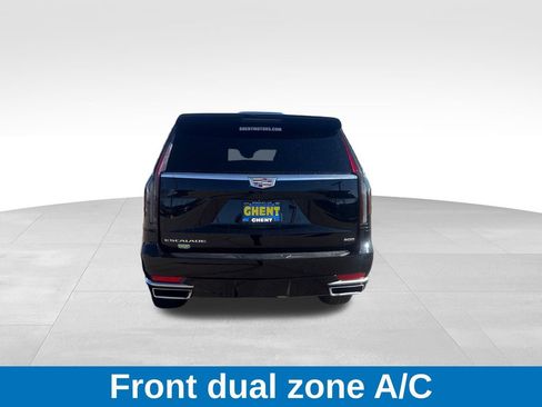 Used 2023 Cadillac Escalade Premium Luxury image 5