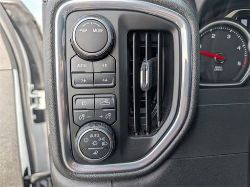 Used 2023 Chevrolet Silverado 3500 High Country image 17