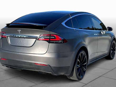 Used 2019 Tesla Model X Performance image 11