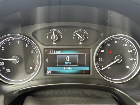 Used 2019 Buick Enclave Essence image 38