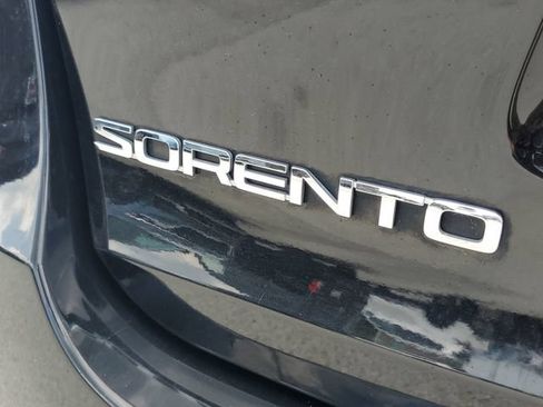 Used 2020 Kia Sorento L FWD image 3