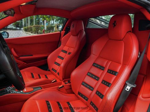 Used 2012 Ferrari 458 Italia Coupe RWD image 41