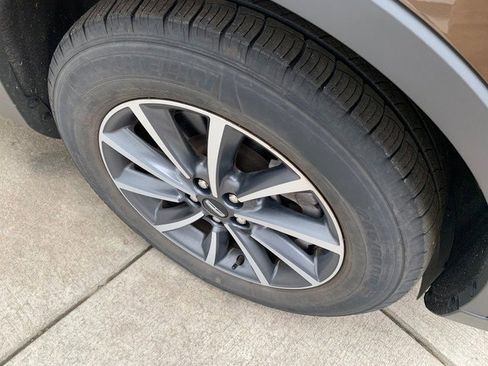 Used 2022 Lincoln Nautilus AWD image 11