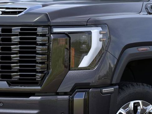 New 2026 GMC Sierra 2500 Denali Ultimate AWD/4WD image 34