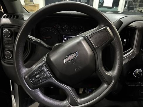 Used 2022 Chevrolet Silverado 1500 Custom Trail Boss w/ LPO, Dark Essentials Package image 17