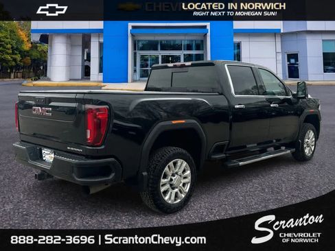 Used 2022 GMC Sierra 3500 Denali w/ Denali Ultimate Package image 6