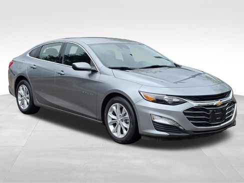 Used 2024 Chevrolet Malibu LT FWD image 4