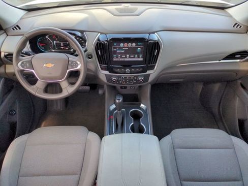 Used 2019 Chevrolet Traverse LT FWD image 16