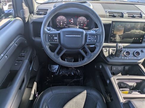 Used 2023 Land Rover Defender 110 Carpathian Edition image 14