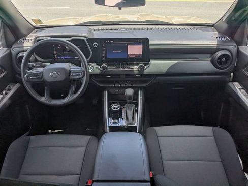 Used 2023 Chevrolet Colorado Trail Boss w/ Technology Package AWD/4WD image 13