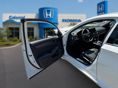 Used 2020 Honda Accord LX image 11