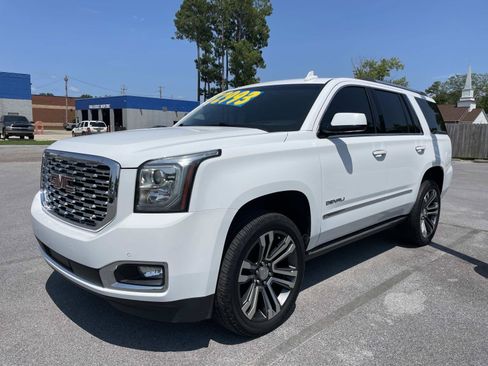 Used 2019 GMC Yukon Denali w/ Denali Ultimate Package AWD/4WD image 9
