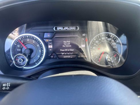 Used 2021 RAM 1500 Big Horn image 15