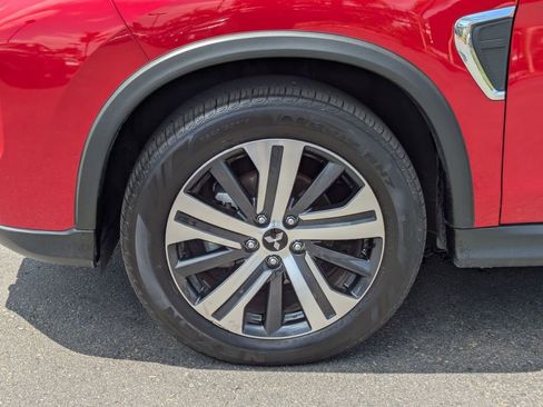 Used 2025 Mitsubishi Outlander Sport SE AWD/4WD image 13