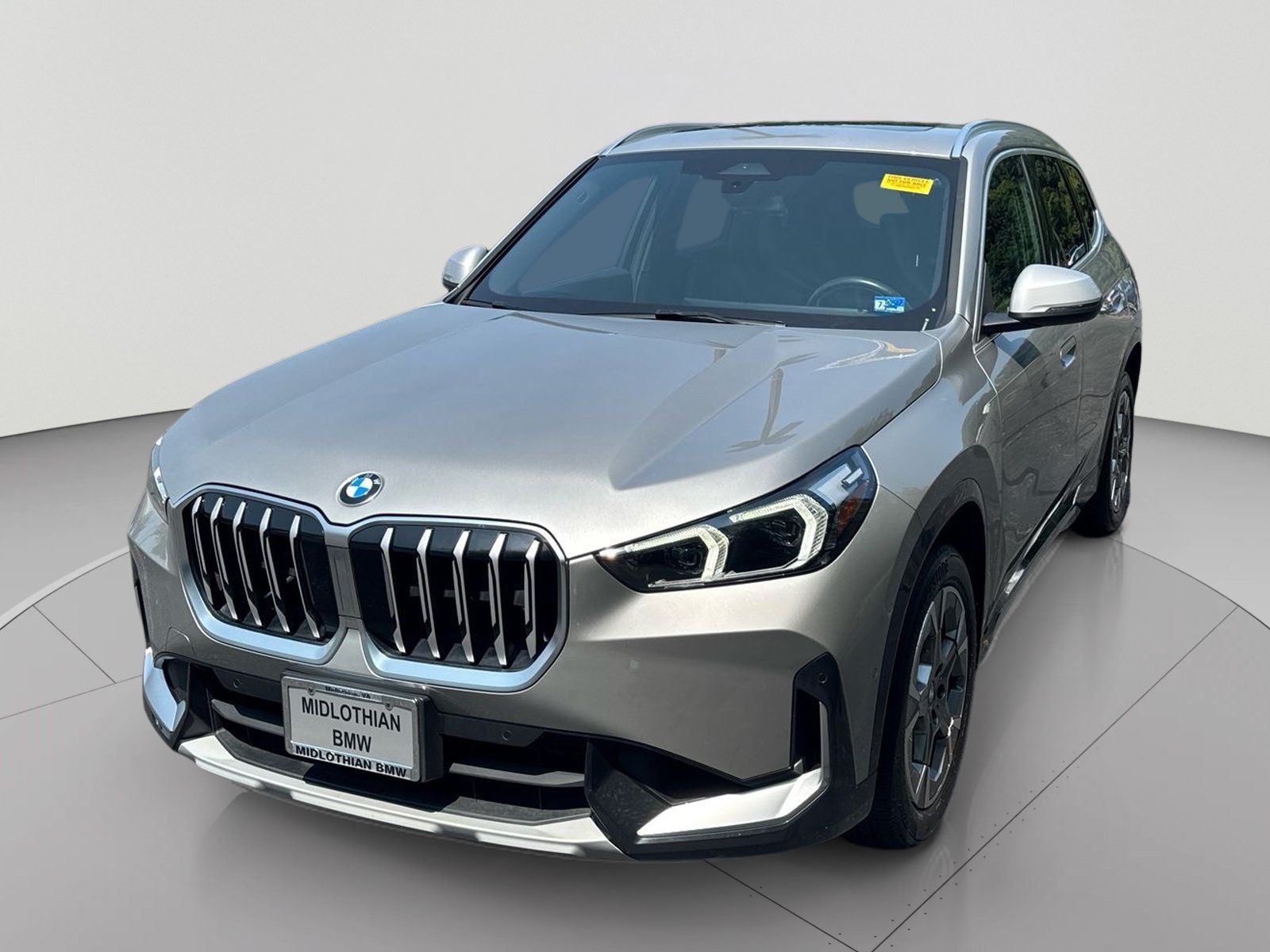Used 2023 BMW X1 xDrive28i w/ Convenience Package AWD/4WD image 1