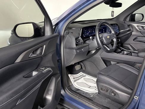 Used 2026 Chevrolet Traverse LT FWD image 10