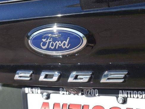 Used 2024 Ford Edge Titanium w/ Equipment Group 301A AWD/4WD image 21