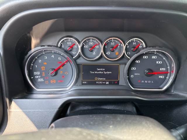 Used 2019 Chevrolet Silverado 1500 LT w/ All-Star Edition AWD/4WD image 2