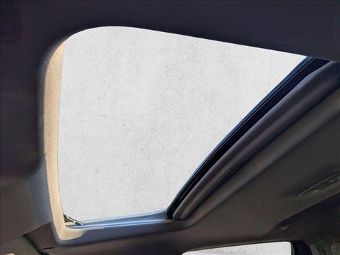 Used 2023 GMC Sierra 1500 Denali w/ Denali Reserve Package AWD/4WD image 13