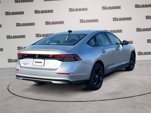 New 2025 Honda Accord SE image 5