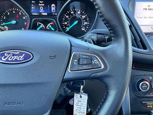 Used 2017 Ford Escape SE w/ SE Leather Comfort Package image 25