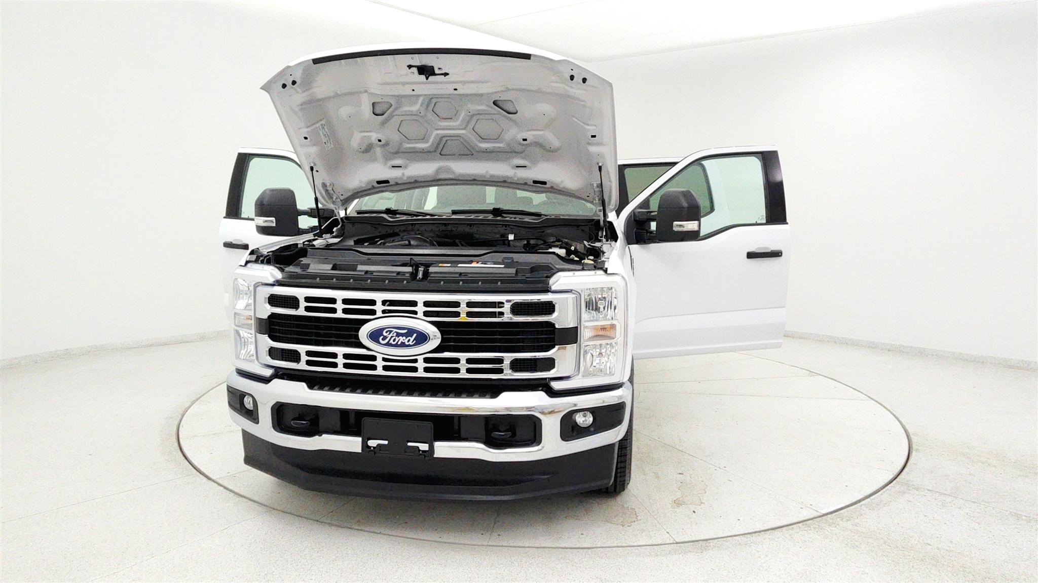 Used 2026 Ford F250 XLT AWD/4WD image 31