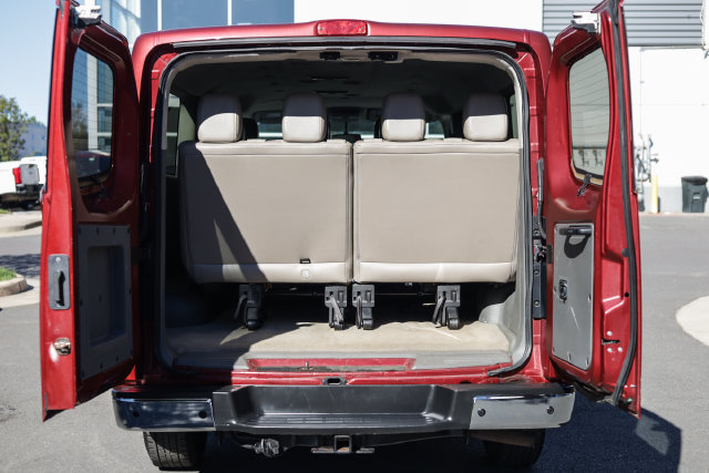 Used 2016 Nissan NV 3500 SL RWD image 22